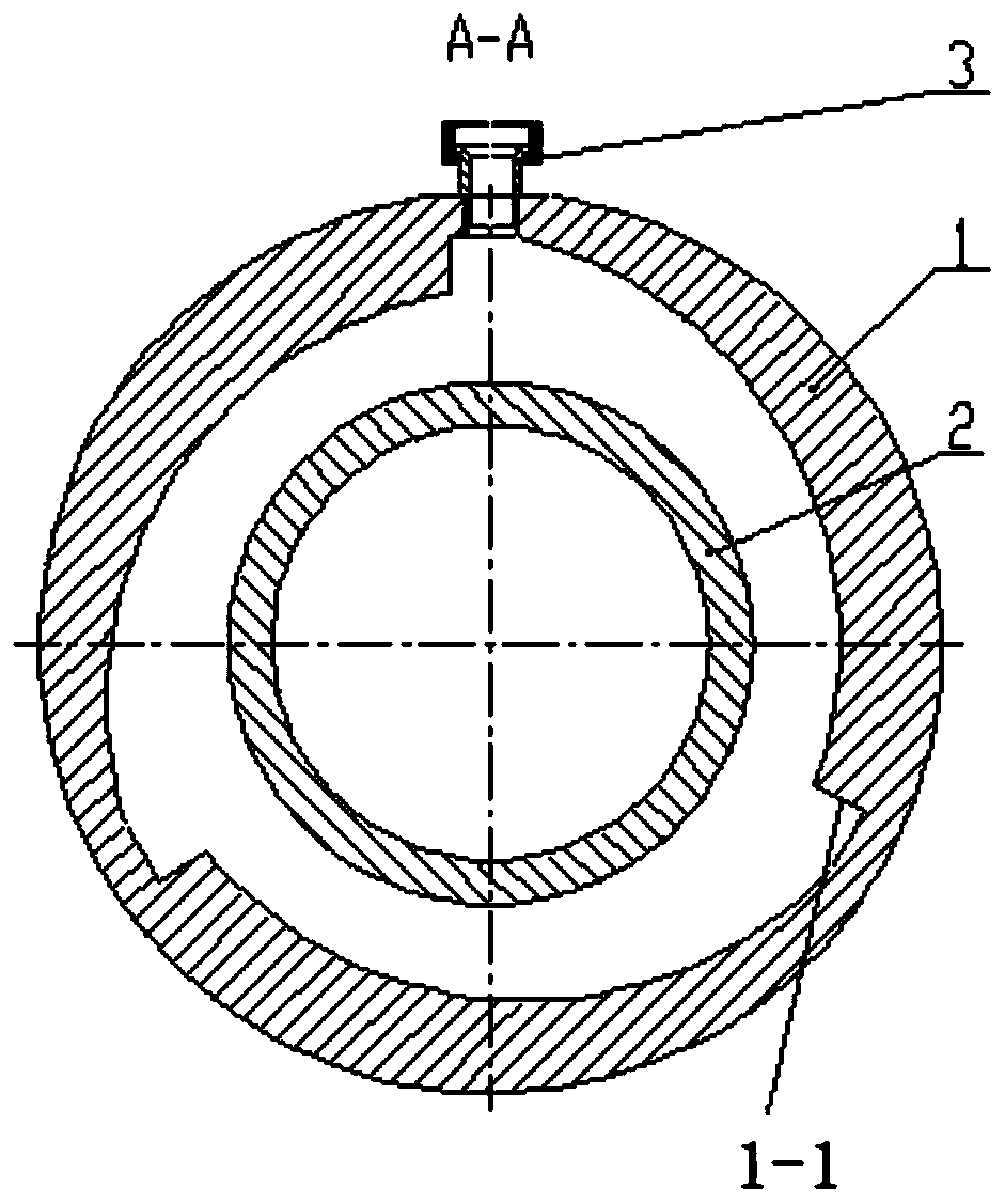 A rotating detonation combustor with unidirectional propagation of detonation waves