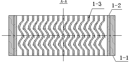 Defogging device for double-hook waved plate