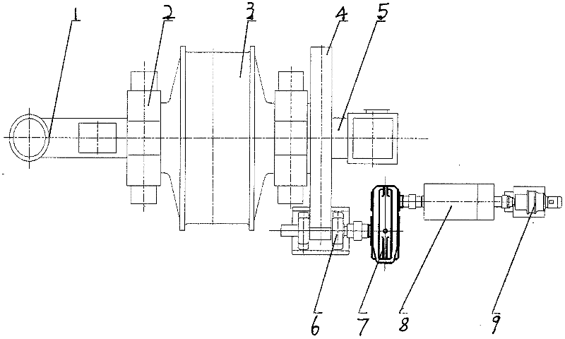 Forced discharge pulverizing mill for crushed materials