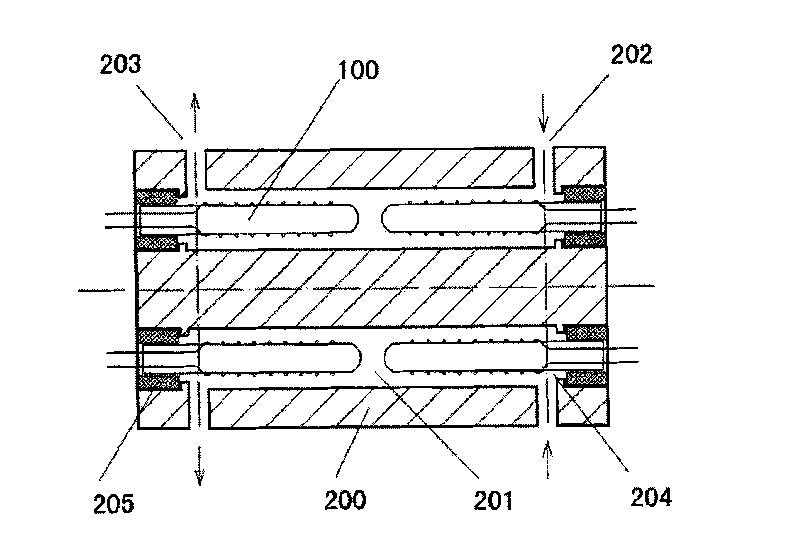 Solid thermal conductivity detector for cylindrical thermal sensitive region