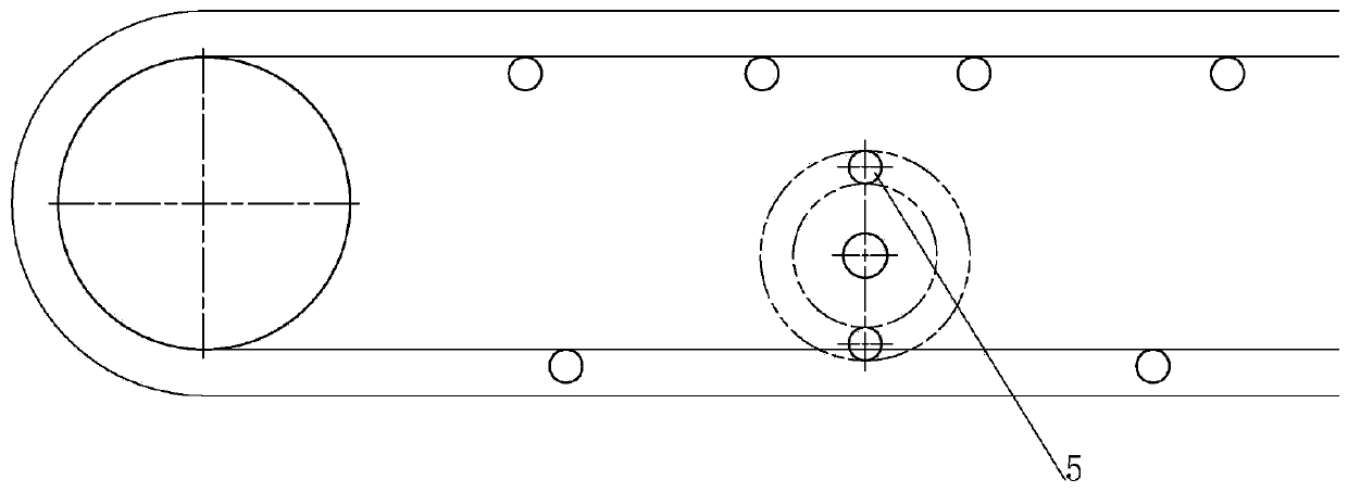 Flapping device for vertical wavy flange conveyer