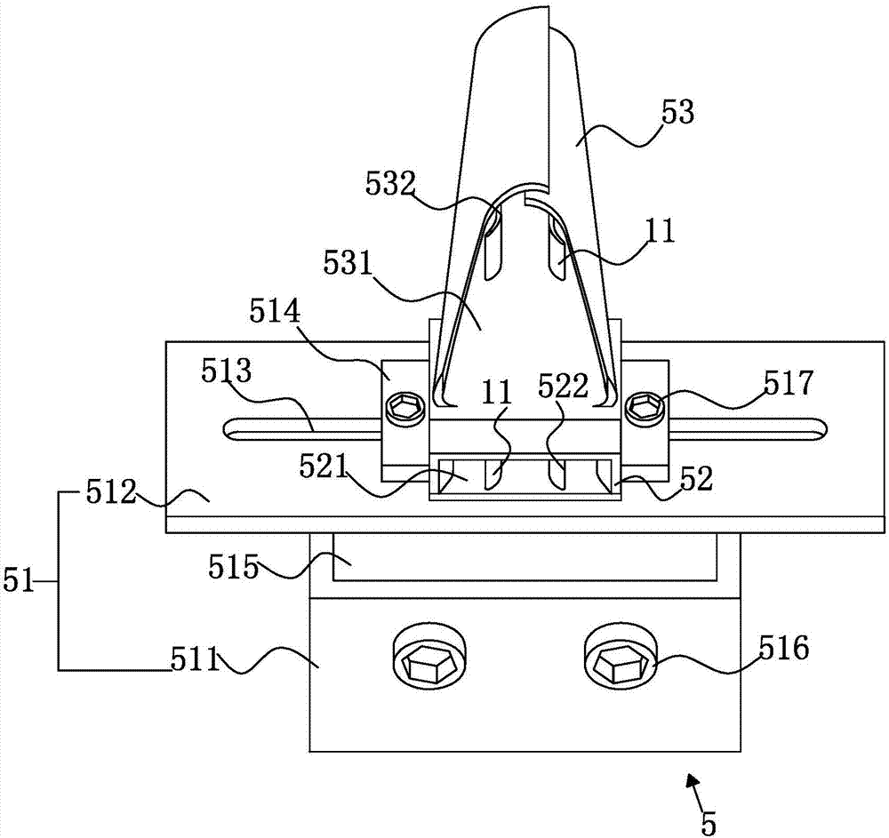 High-speed molding device and preparation method for conductive foam cotton