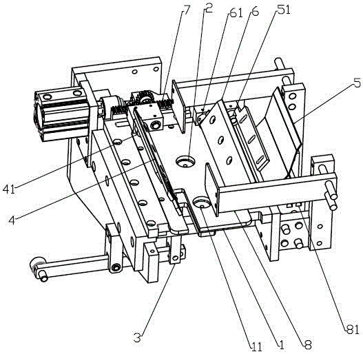 A bag-removing and folding mechanism of a flat-bottomed bag forming machine