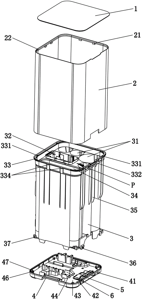 Water purifier with water tank