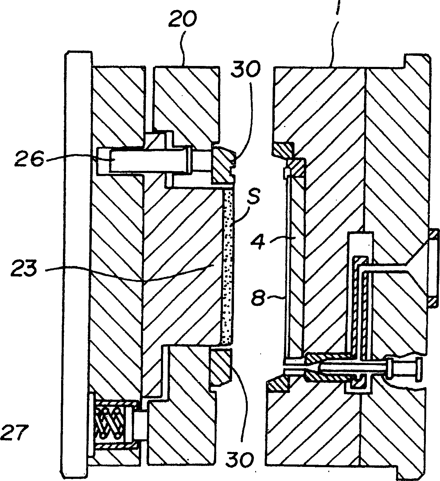 Shaping method of thick light guiding plate and its mould