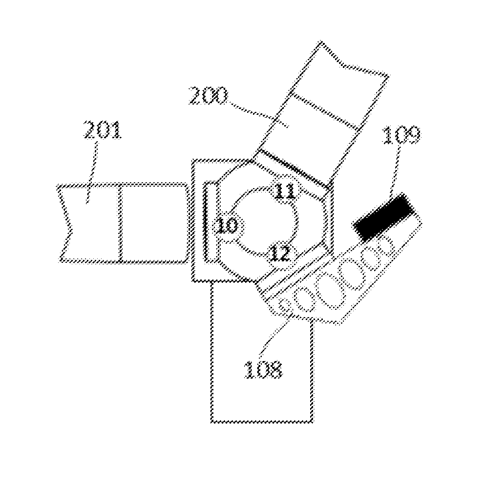 Counterweighting a wind turbine hub