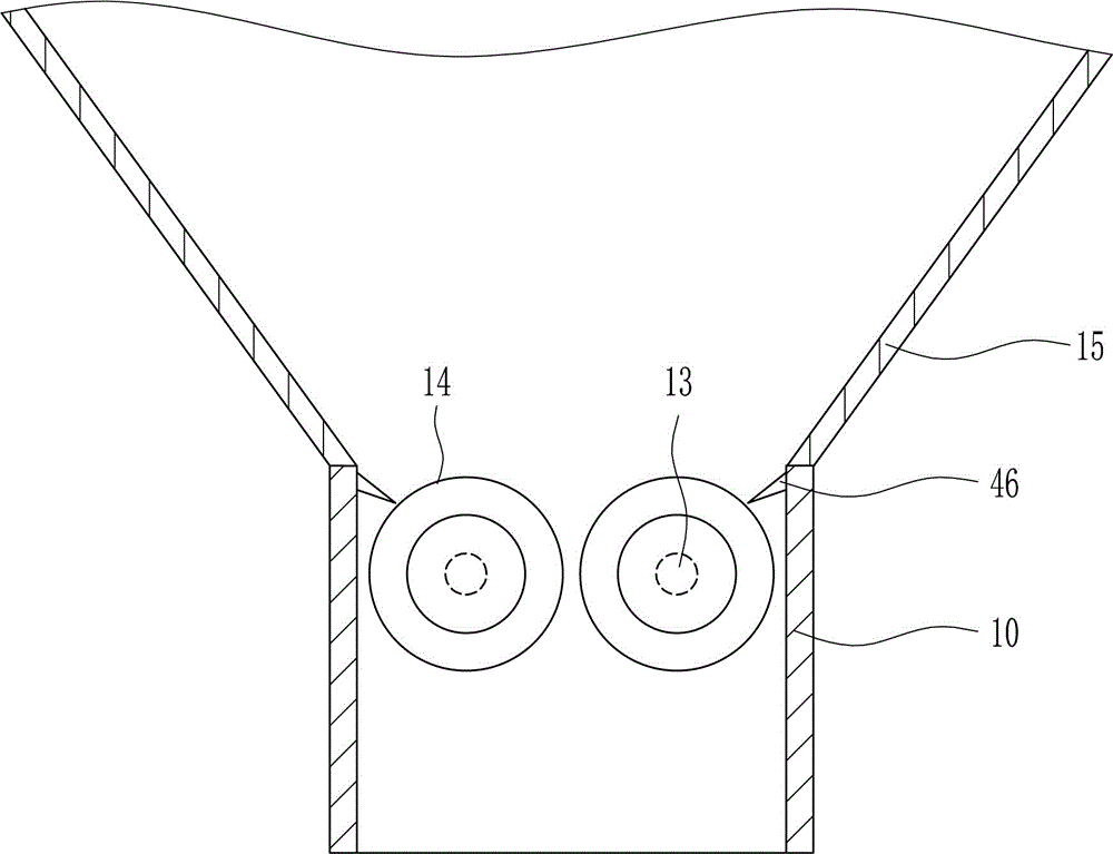 Rare earth dehydrating and drying device for recovering rare earth waste