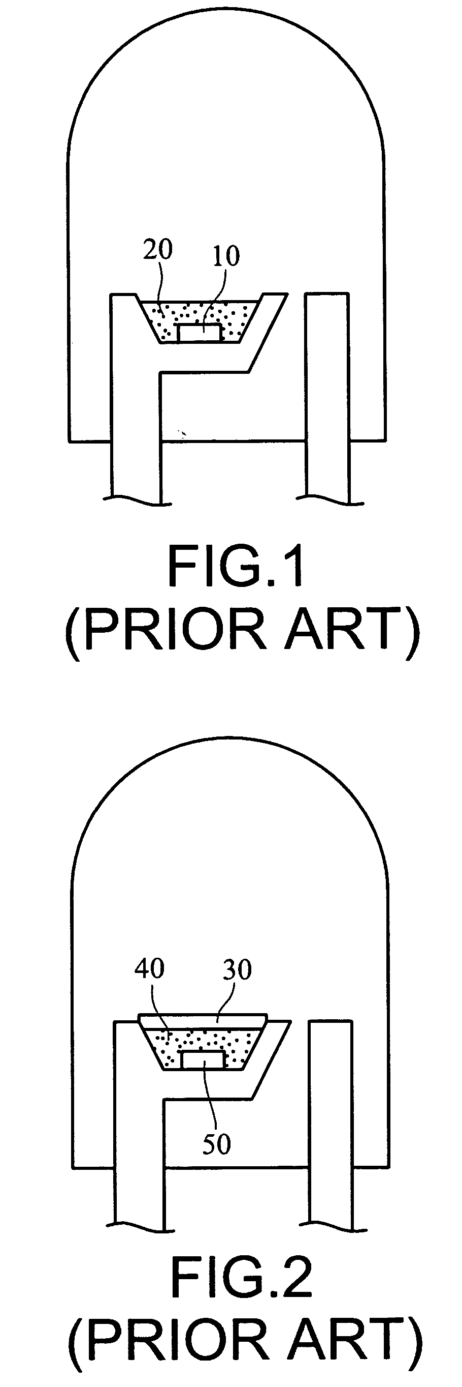 Light emitting diode with a quasi-omnidirectional reflector