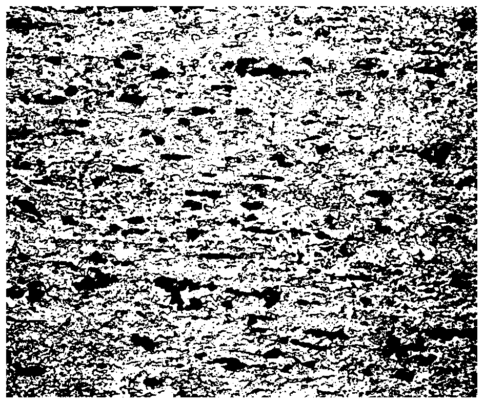 Method for preparing degradable zinc alloy material by metal powder sintering