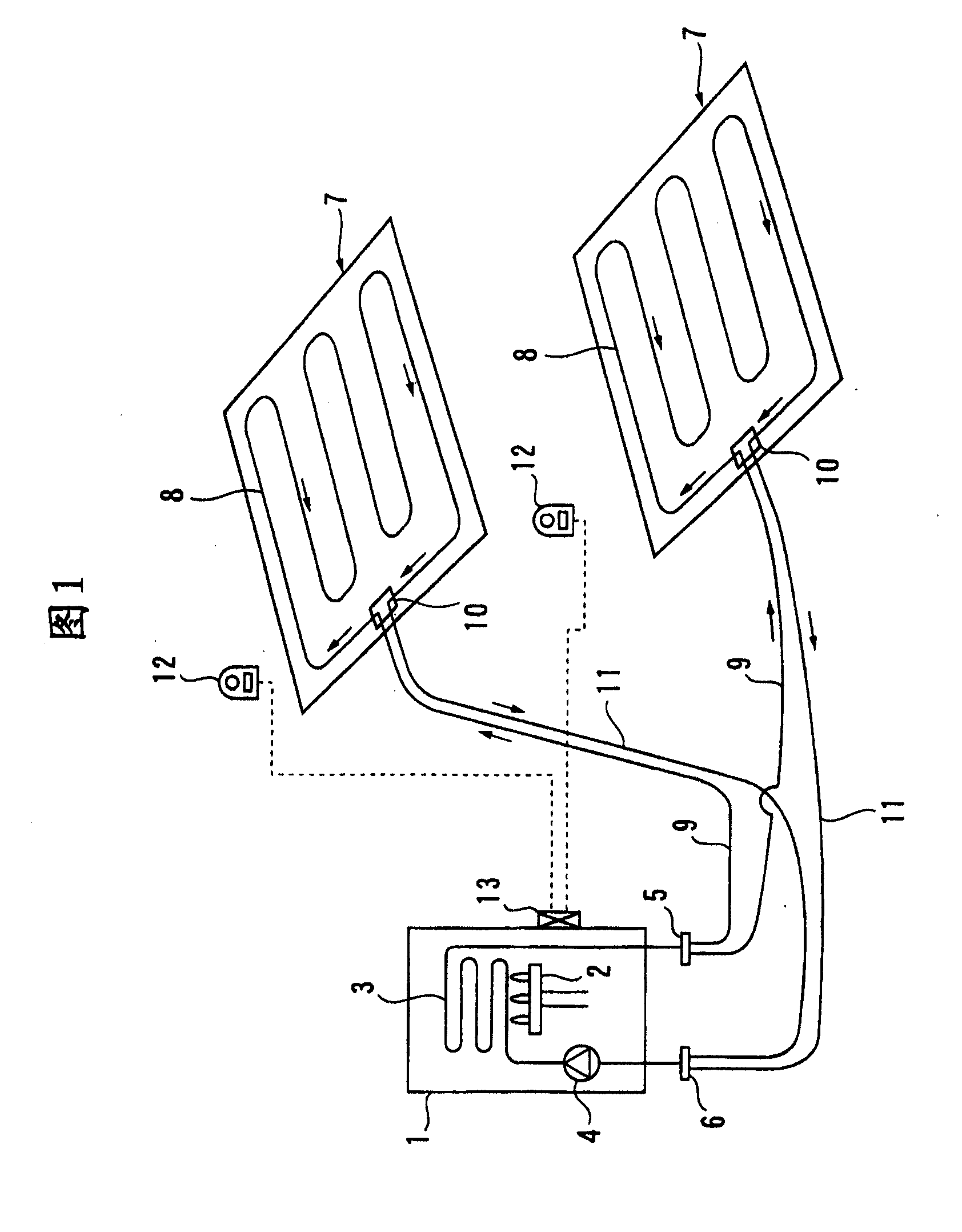 Hot water pad for folded floor radiator