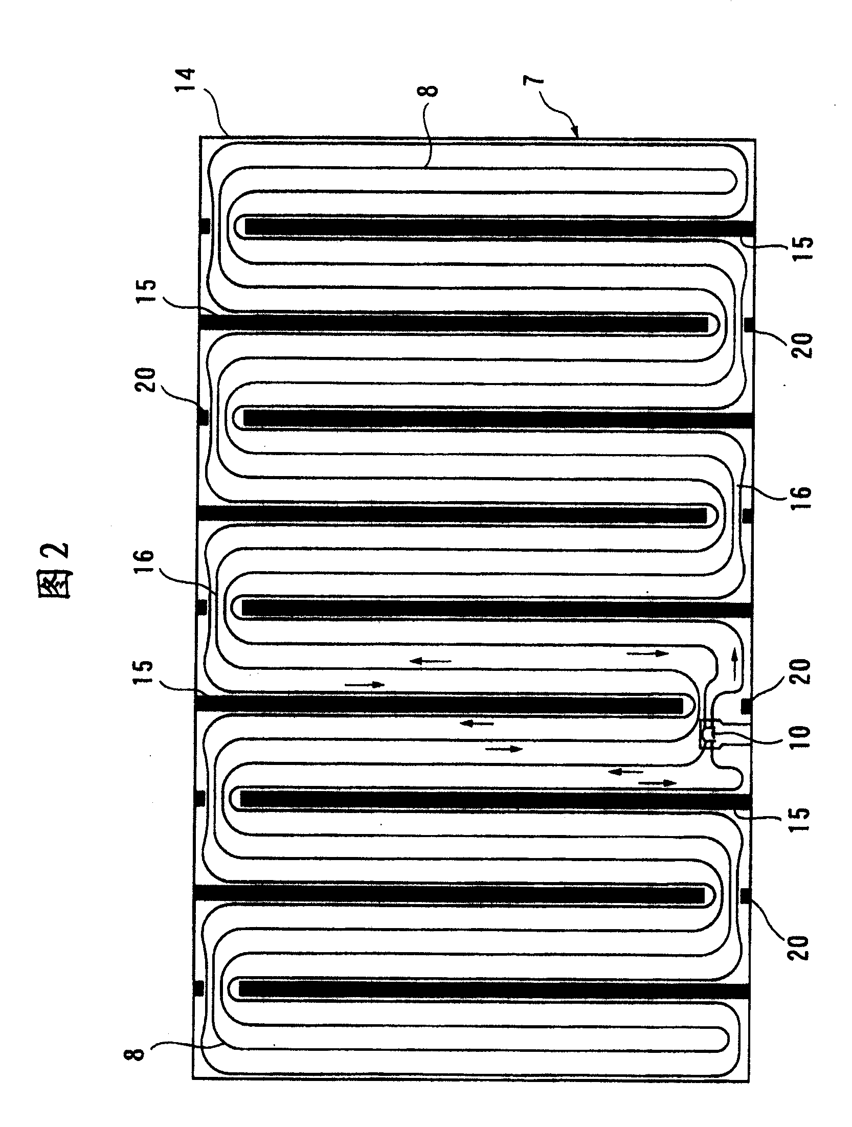 Hot water pad for folded floor radiator