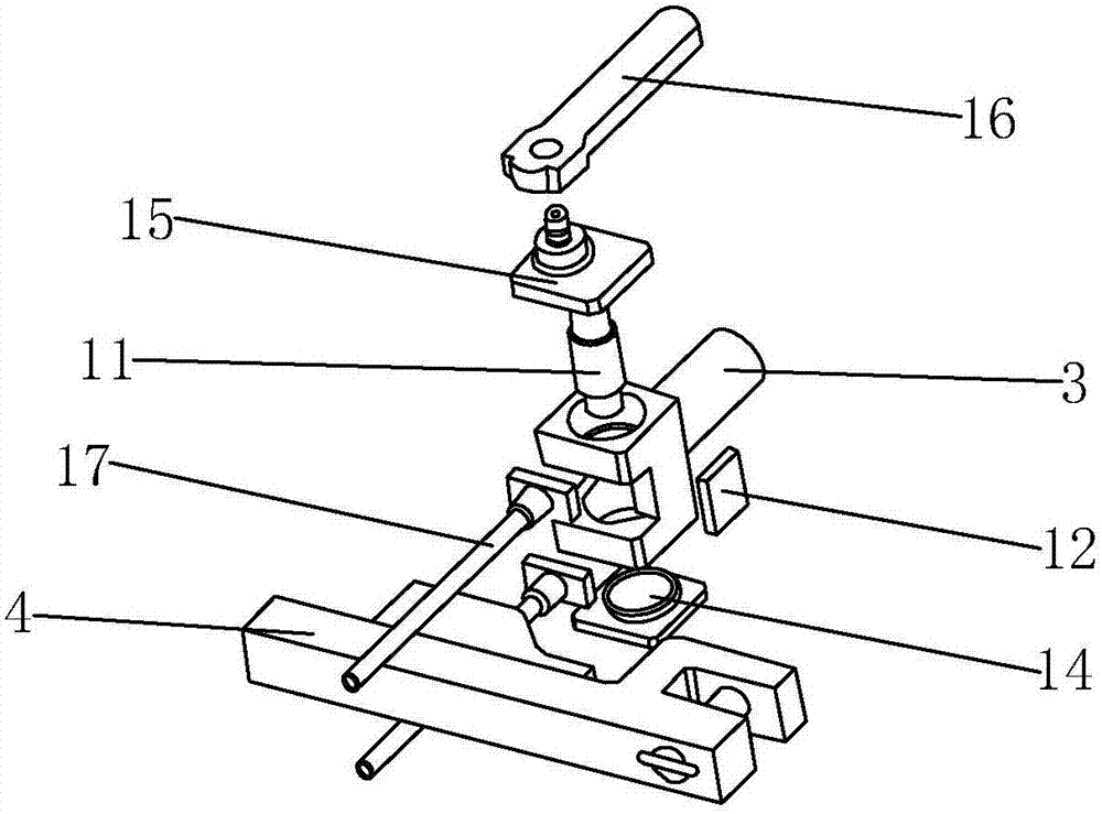 Cutting device of eight-station cold heading machine