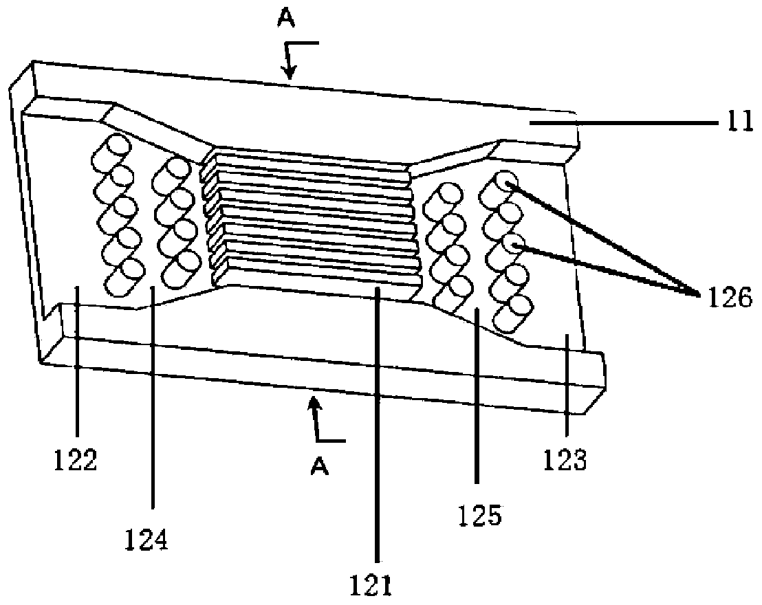 Micro-flow detector based on SERS (Surface Enhanced Raman Scattering) principle and preparation method thereof