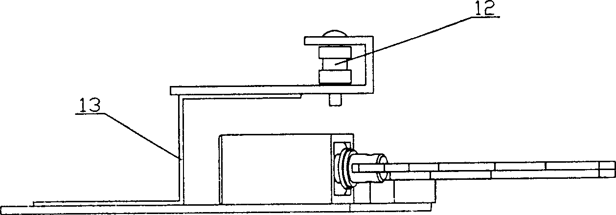 Automatic grafting device