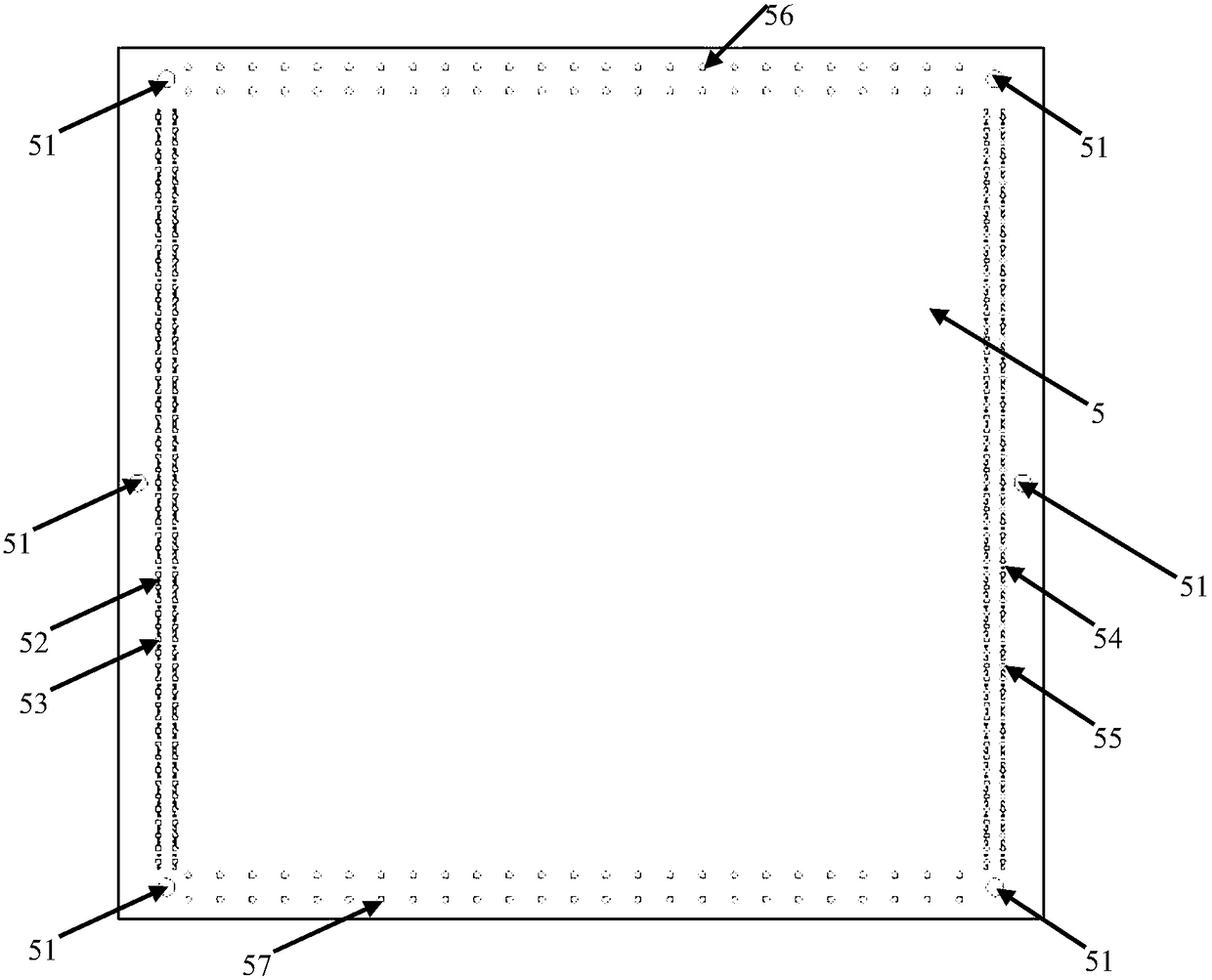 A manufacturing method of a current protector and a pcb board