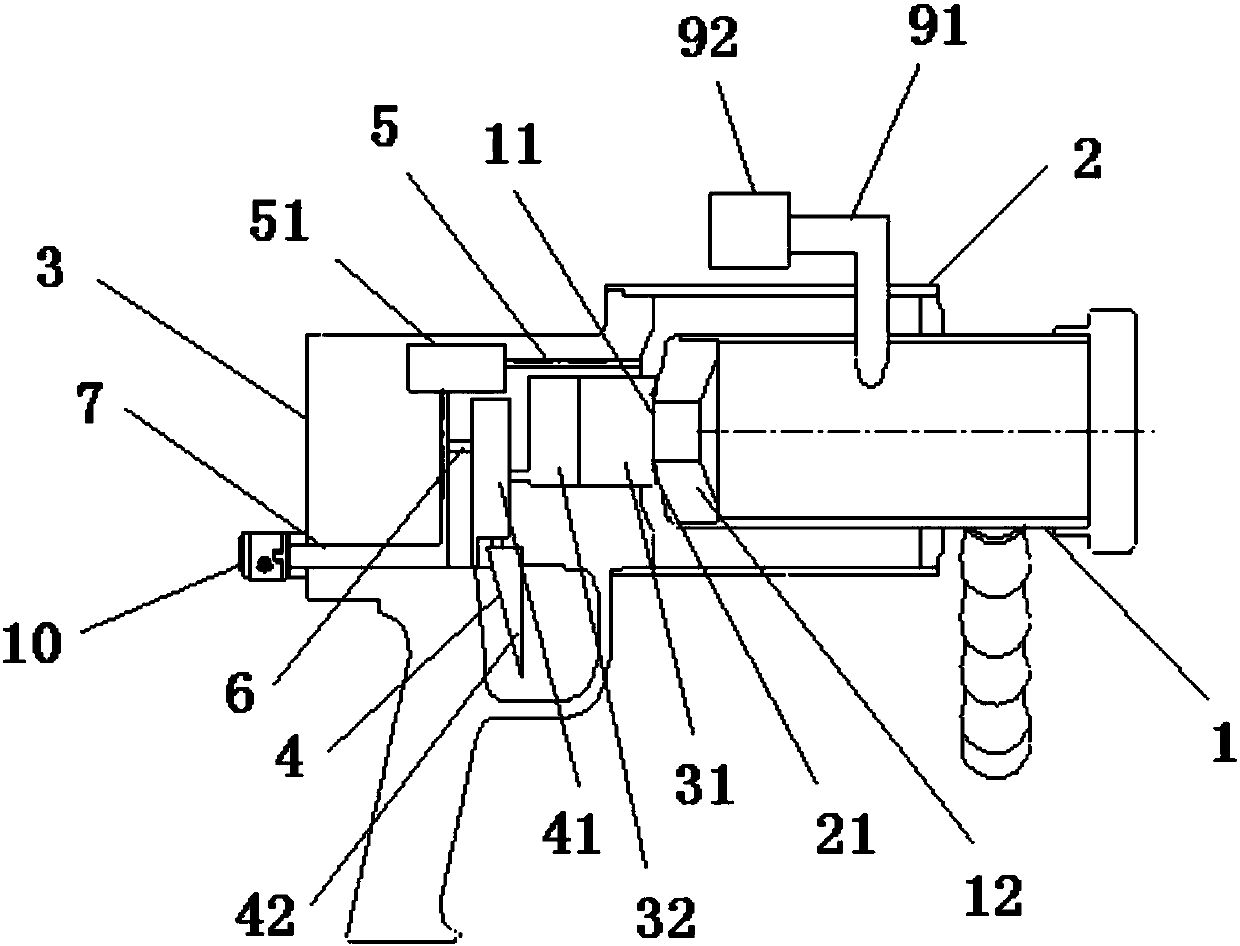 Intermittent atomization ejector and intermittent atomization ejecting system including same