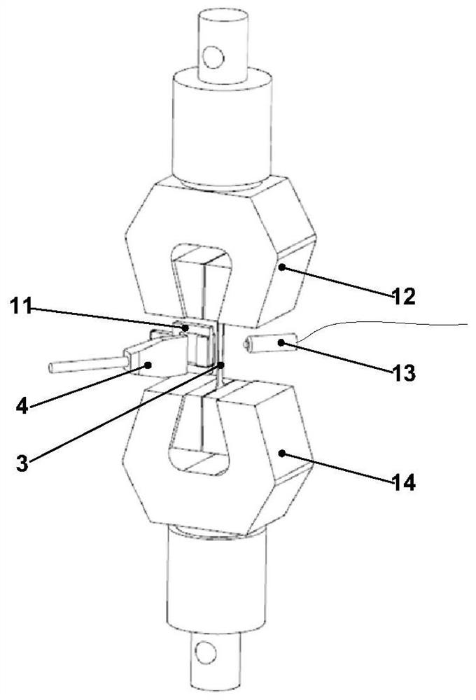 Low-frequency vibration assisted isothermal stretching characterization measuring device