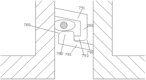 Bridge expansion joint covering device capable of increasing service performance of bridge