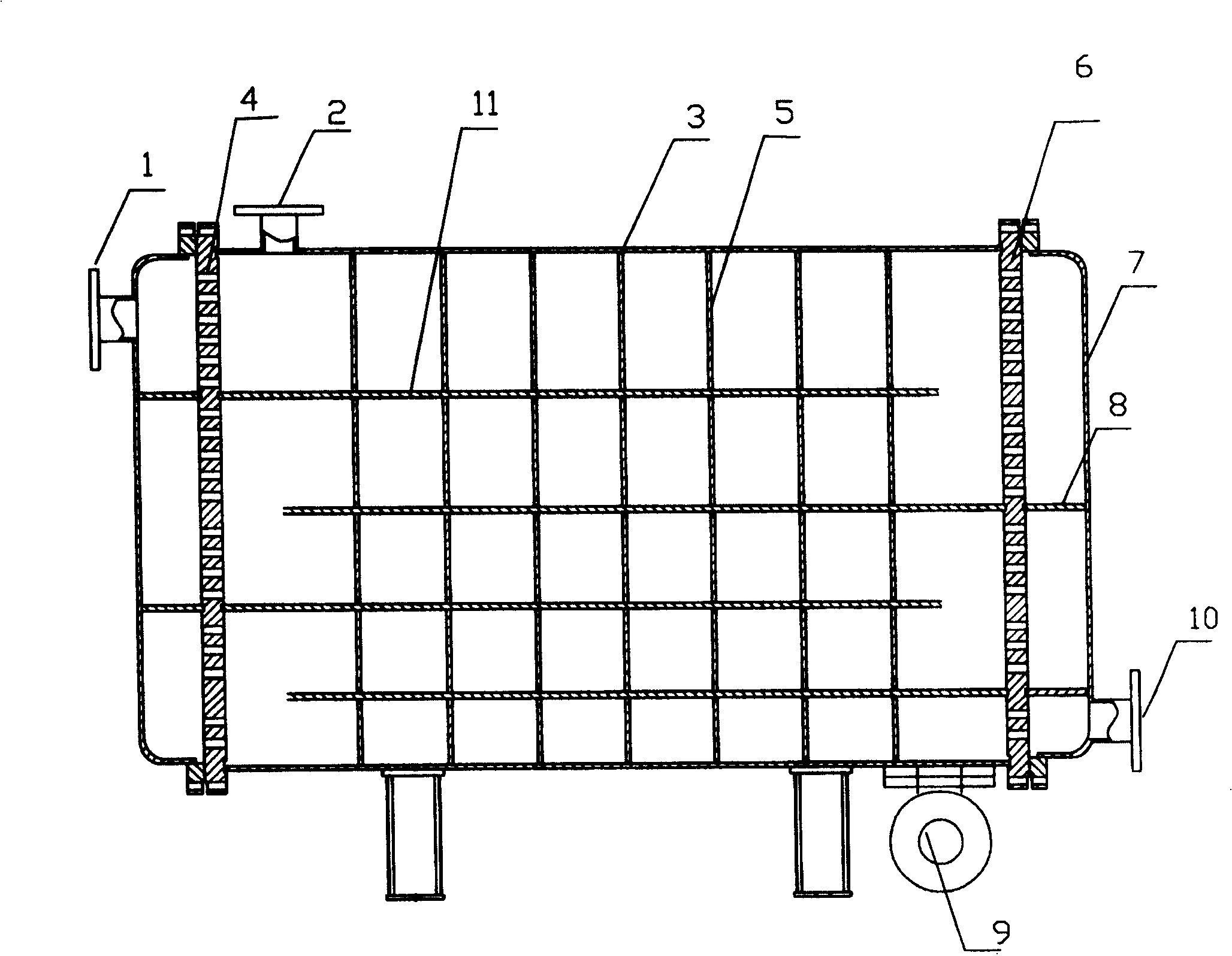 High efficiency plate pipe reverse running type square box heat exchanger