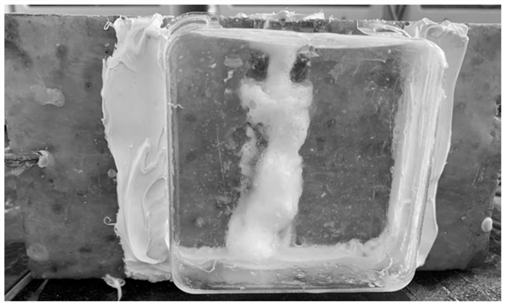 Solution for electrochemically repairing concrete cracks and preparation method thereof