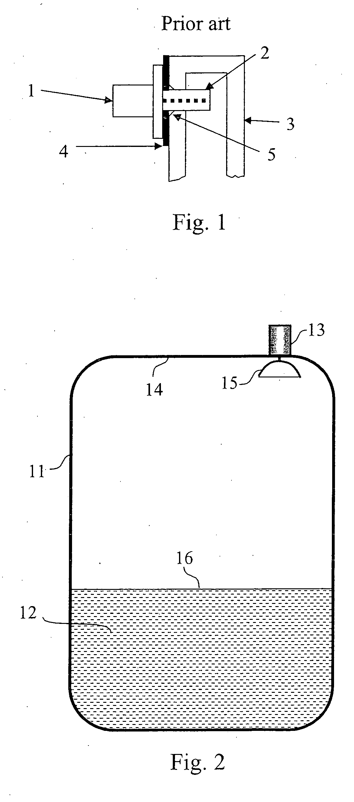 Method and an apparatus for insulation of a radar level gauge