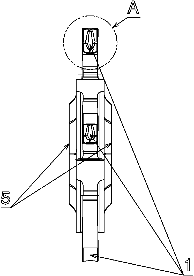 Vertical loading and clamping five-edge cutoff blade for rough machining