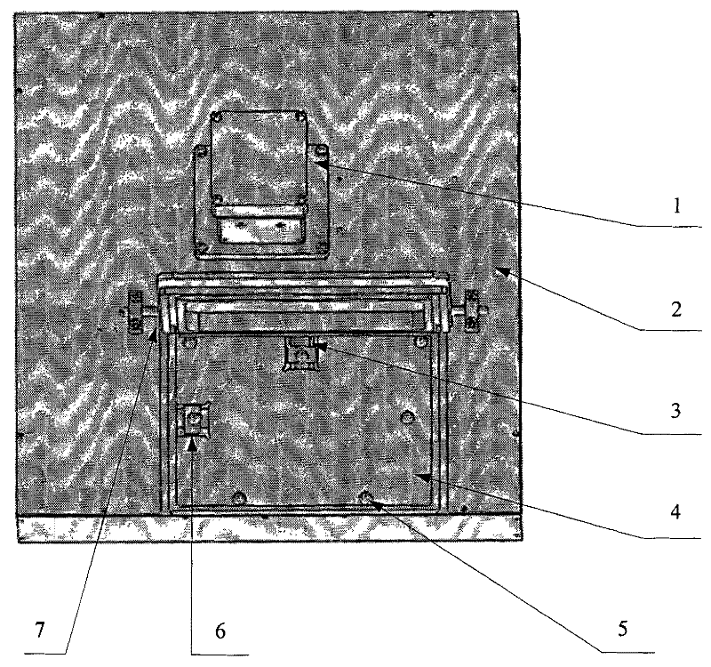 The clamping device for clamping the enzyme plate in the chemiluminescence immunoassay analyzer