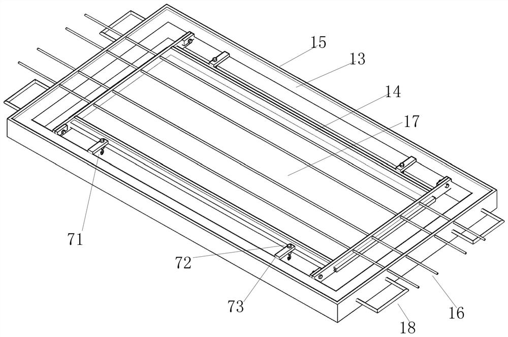 Prestressed concrete slab mold and manufacturing method thereof