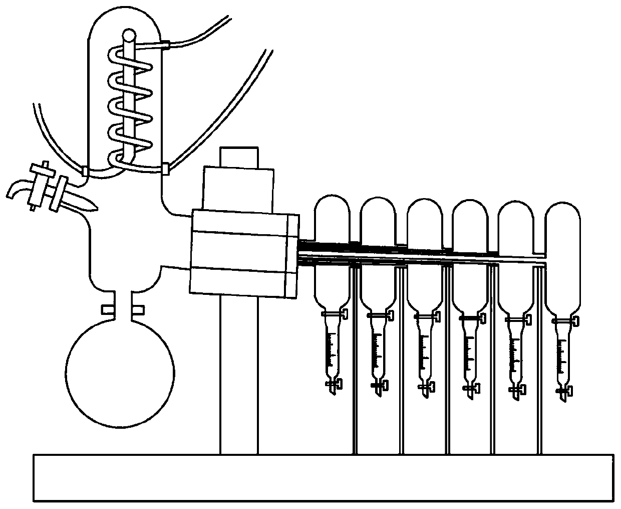 Rotary evaporator capable of accurately and quantitatively condensing several samples at a time