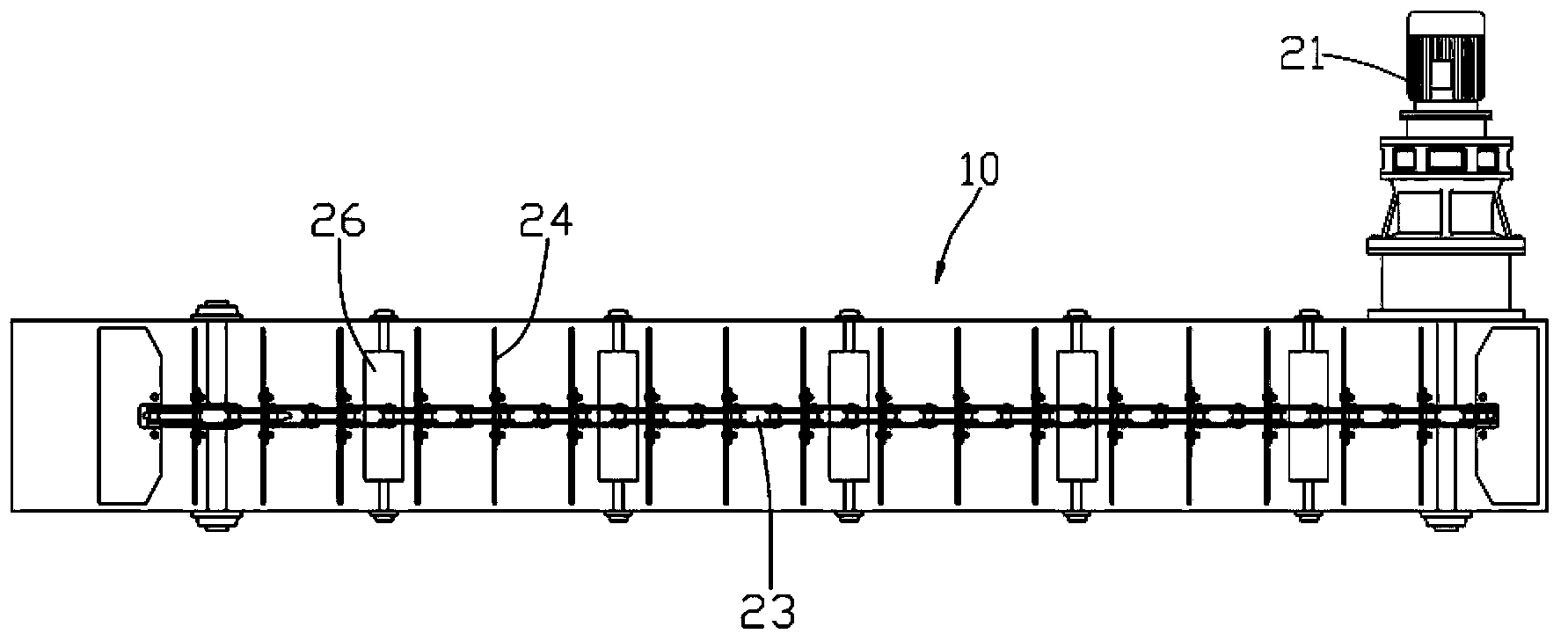 Continuous conveyer for asphalt mixture