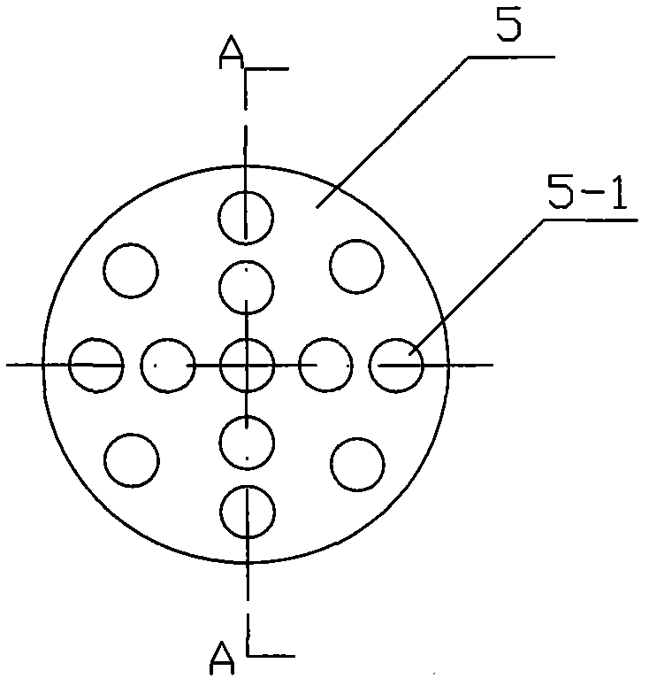 Method for preventing damaged seal of hydraulic oil cylinder from polluting hydraulic oil and filtering device