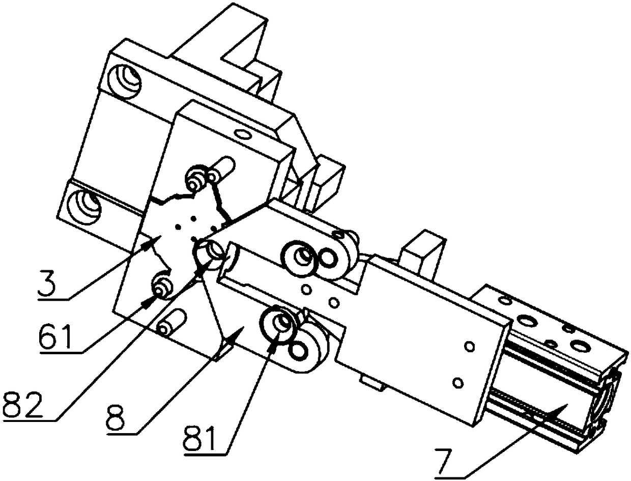 Automatic assembling mechanism of surface cover shaft sleeve casing of stepping motor