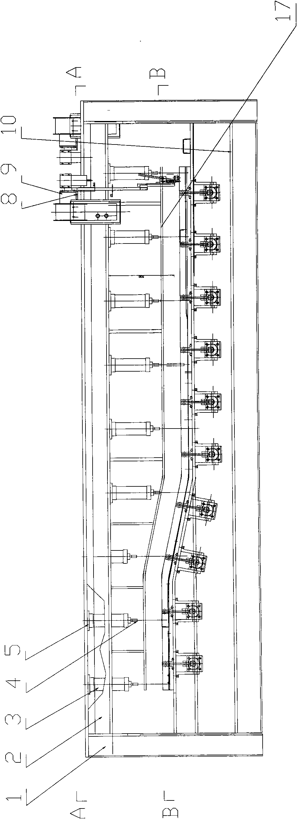 Automatic welding machine for automobile main beams