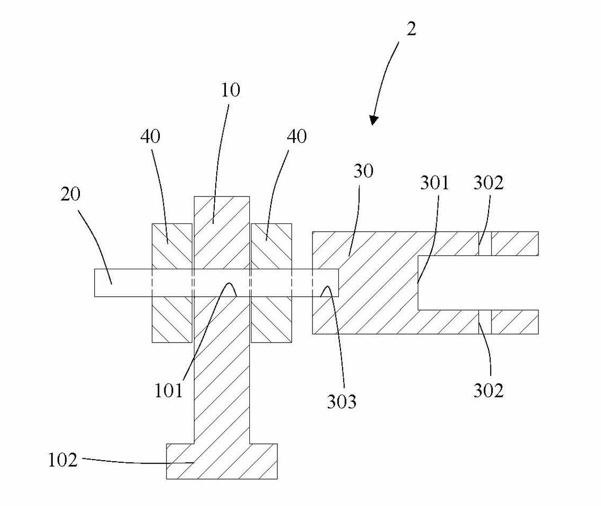 Method and device for measuring steel strut axial force by utilizing adhered steel sheet