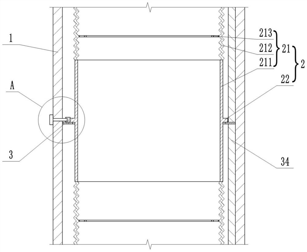 Self-standing steel chimney