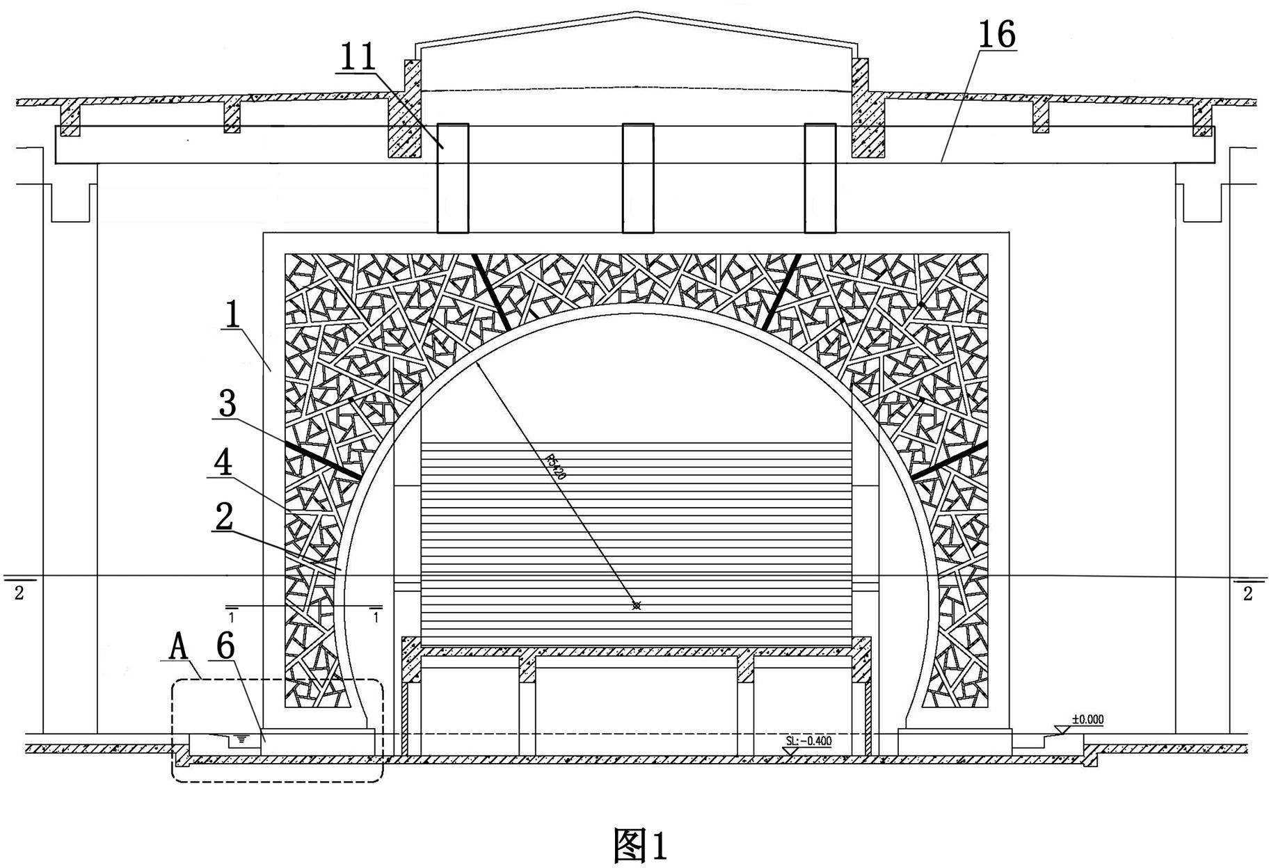 Large-scale archaistic metal combined moon gate and construction method thereof