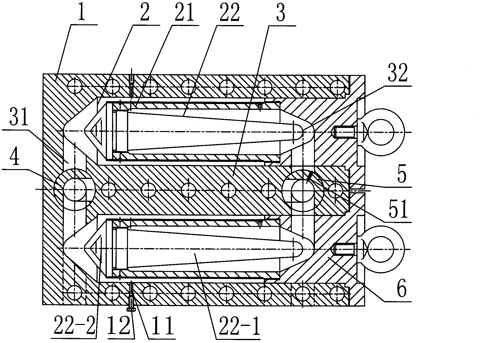 Nonstop self-cleaning long-acting filter for extruding machine