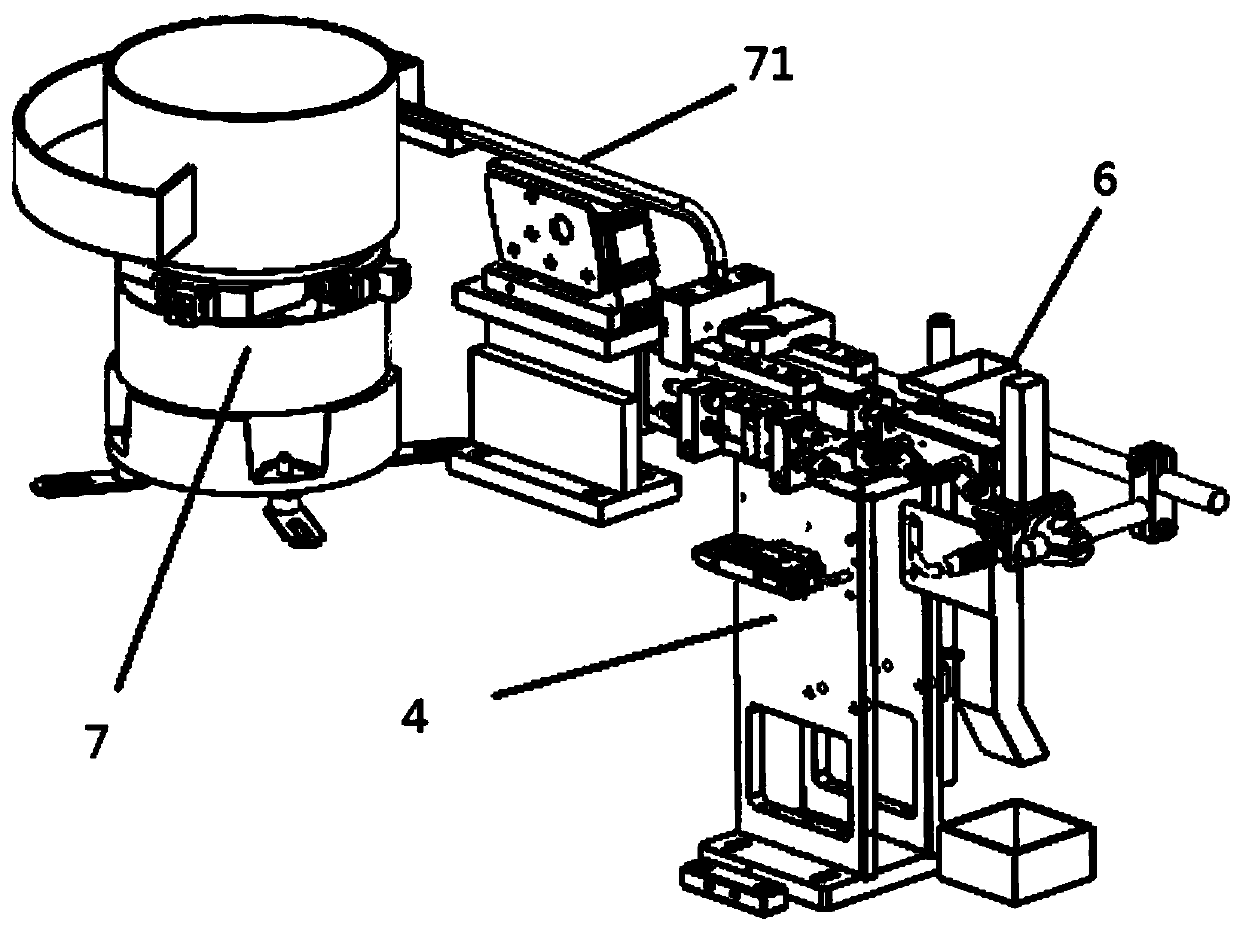 Automatic assembly device for clamping spring