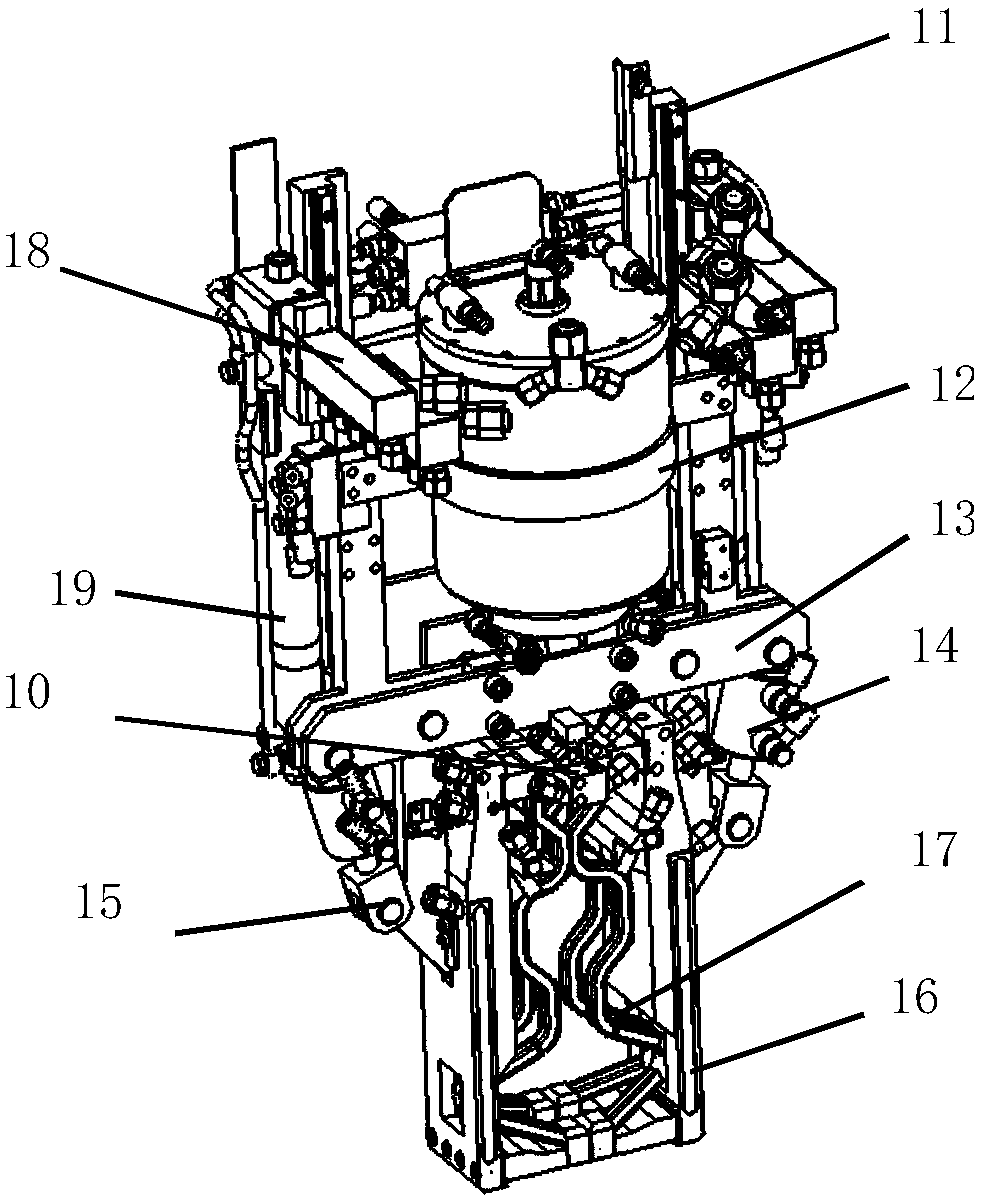 Suspension type flash butt welding and medium-frequency heat treatment mechanism for steel rails