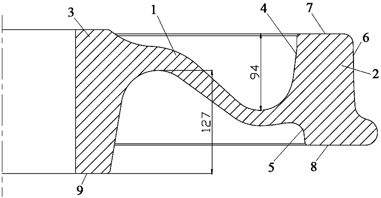 Hot forming process of train wheel with large difference between reverse spoke plate and rim plate distance