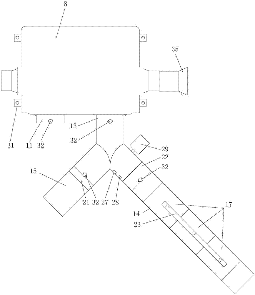 Automatic human-searching topped heating and cooling integrated air conditioner