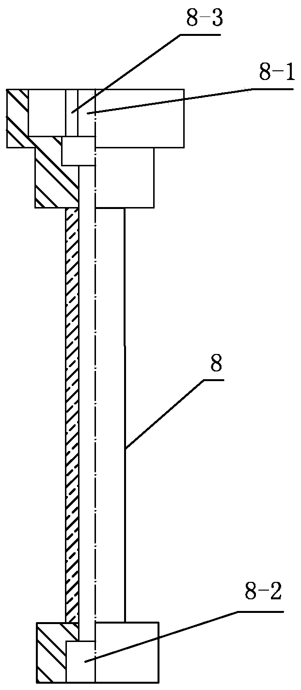 A method for dismantling a faulty low-voltage arrester with electricity