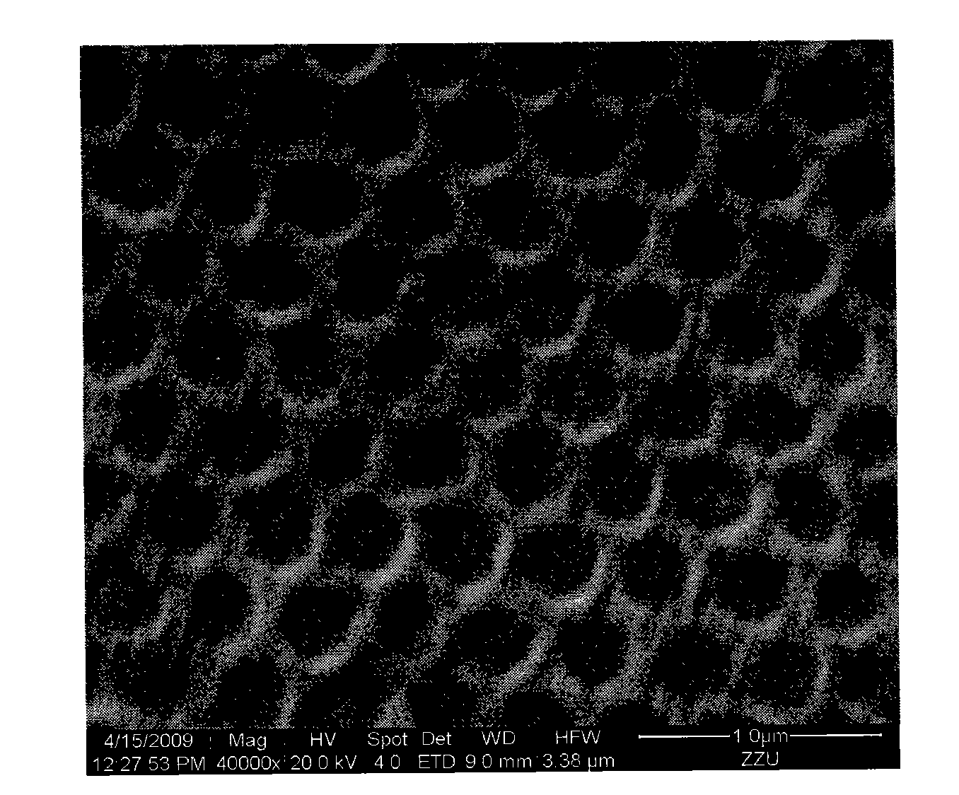 Method for self assembling non-spherical polystyrene grains to form into multihole and ordered structure