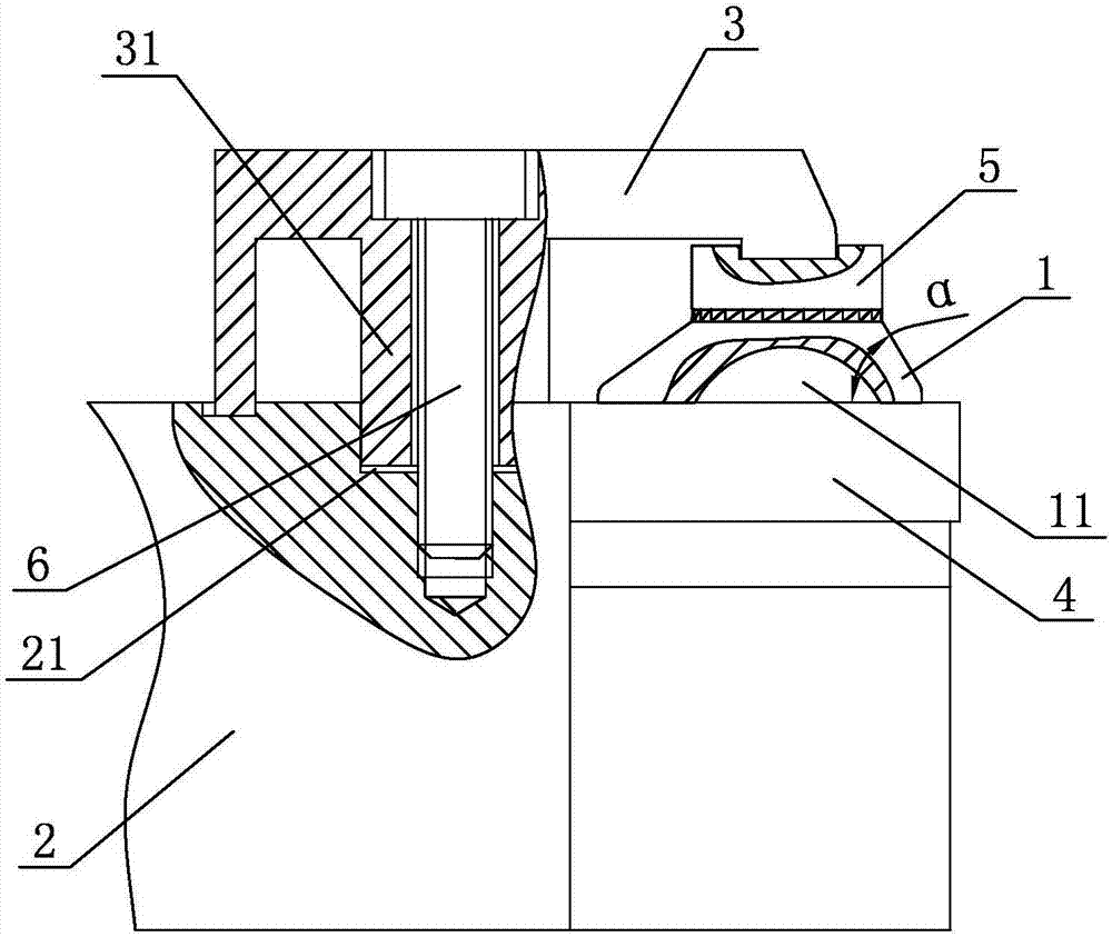 Chip breaking device of adjustable circular ultra-hard turning tool