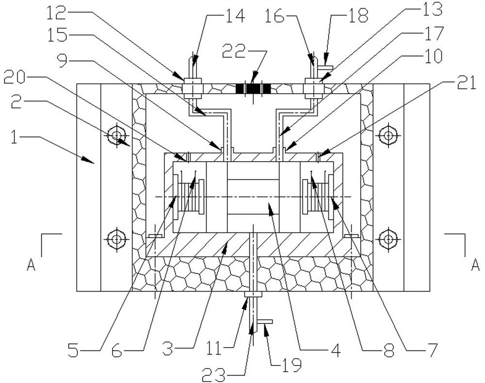 Water heater outlet water temperature control device and control method thereof