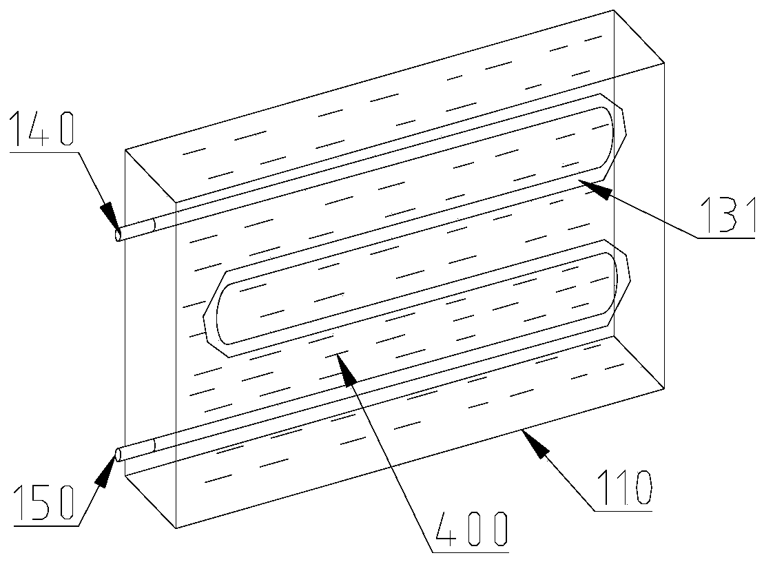 Insulated container based on integral cold storage plate and cold filling and cold supply method of insulated container