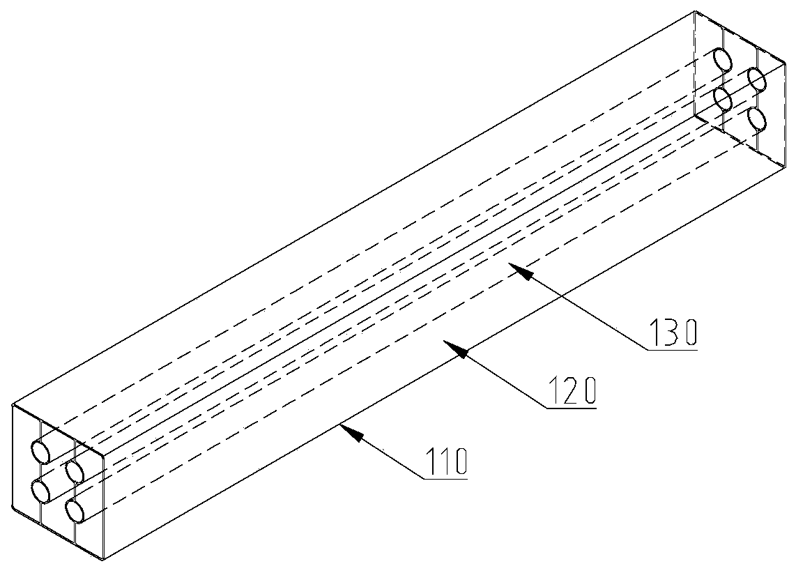 Insulated container based on integral cold storage plate and cold filling and cold supply method of insulated container