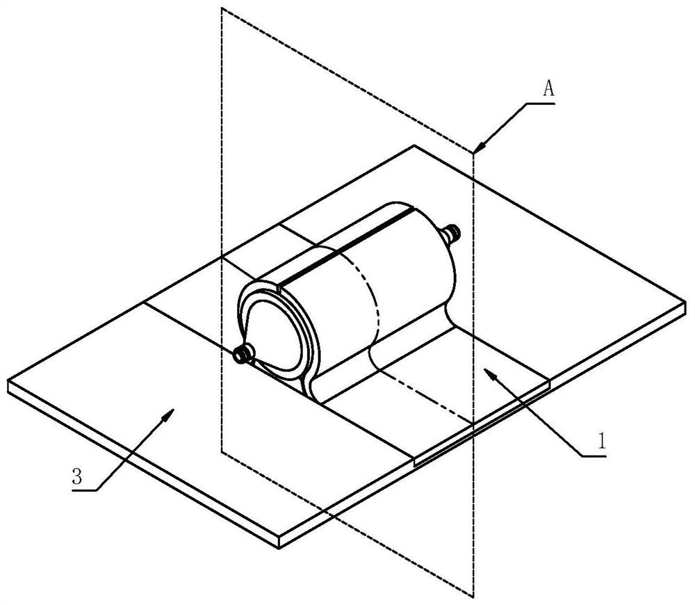 Space synthesis power amplifier and heat dissipation device thereof