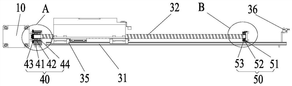 Feeding device and automatic template sewing machine with same