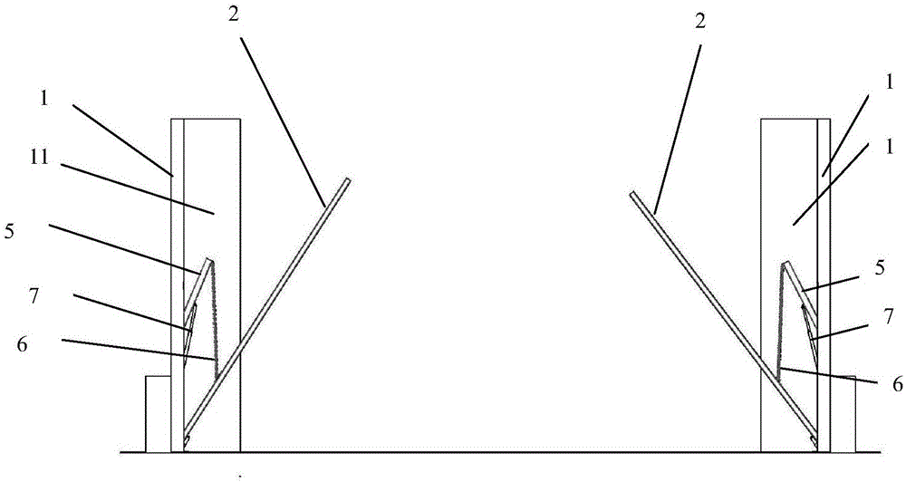 Cantilever type water retaining door